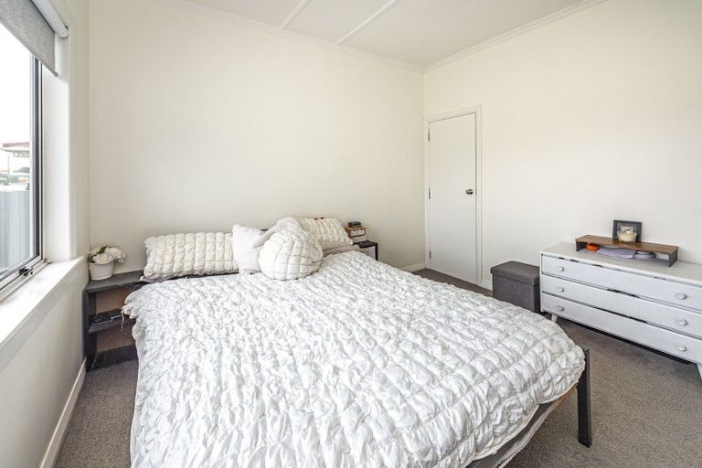 Photo of property in 200 Puriri Street, Castlecliff, Whanganui, 4501