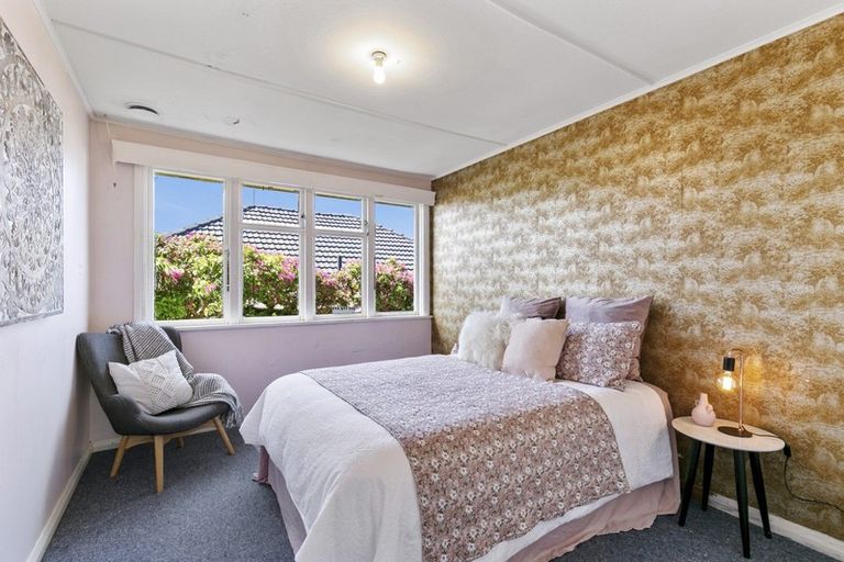 Photo of property in 92 Mornington Road, Brooklyn, Wellington, 6021