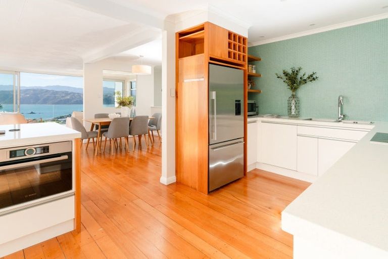 Photo of property in 20 Beere Haven Road, Seatoun, Wellington, 6022