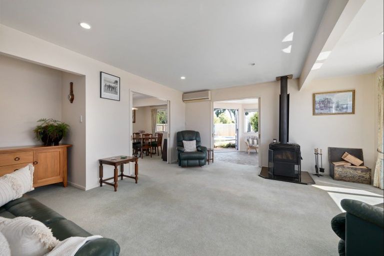 Photo of property in 15 Springswood Grove, Springlands, Blenheim, 7201