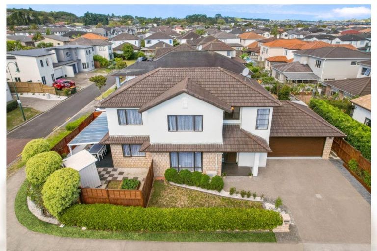 Photo of property in 16 Janway Avenue, Flat Bush, Auckland, 2016