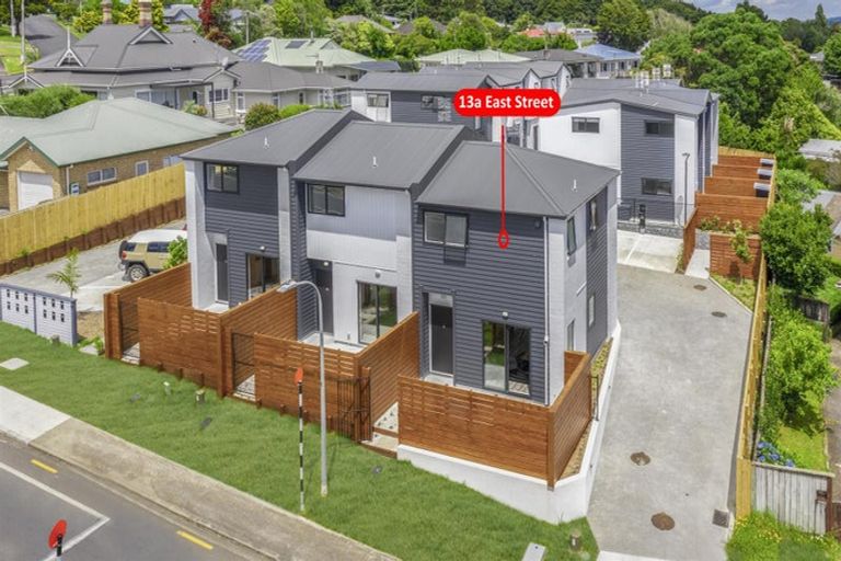 Photo of property in 13a East Street, Pukekohe, 2120