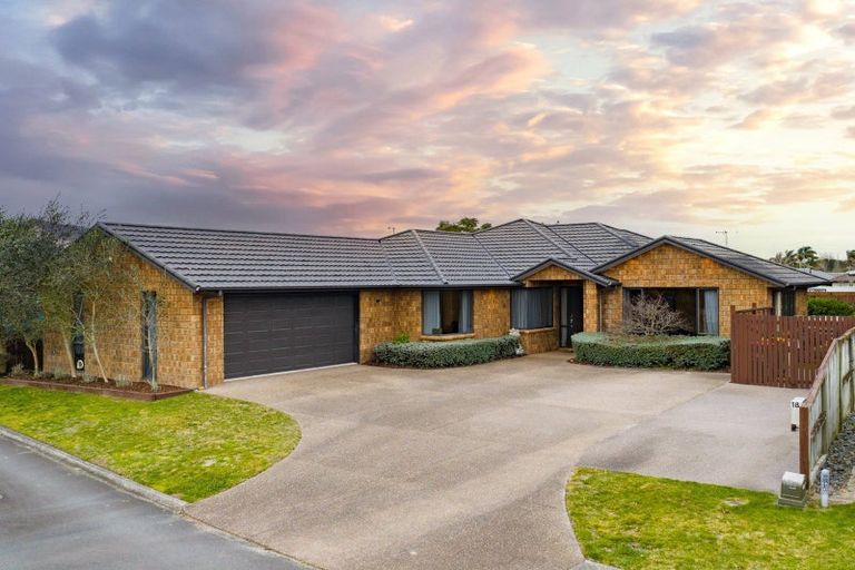 Photo of property in 18 Connor Court, Huntington, Hamilton, 3210