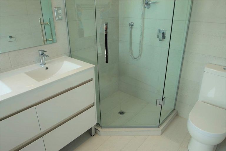 Photo of property in 20 Lockheed Street, Hobsonville, Auckland, 0618