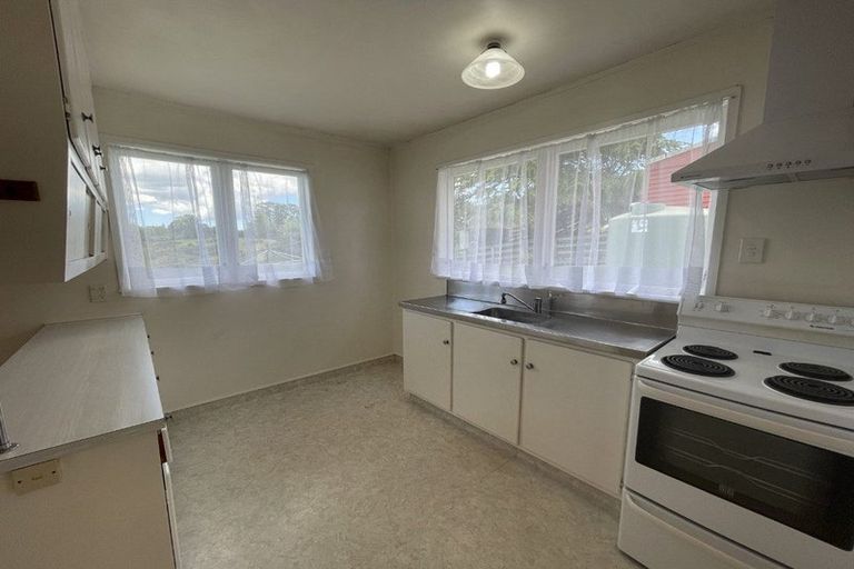 Photo of property in 106 Nixon Road, Taupaki, Henderson, 0782