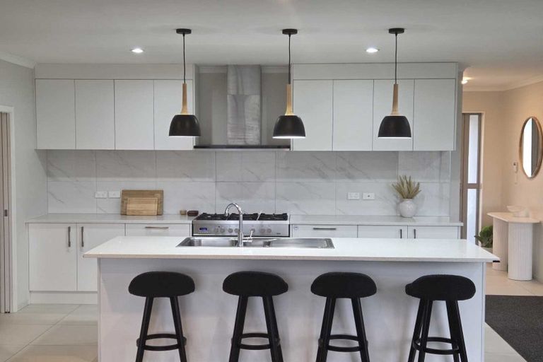 Photo of property in 6 Hehan Close, Cambridge, 3434