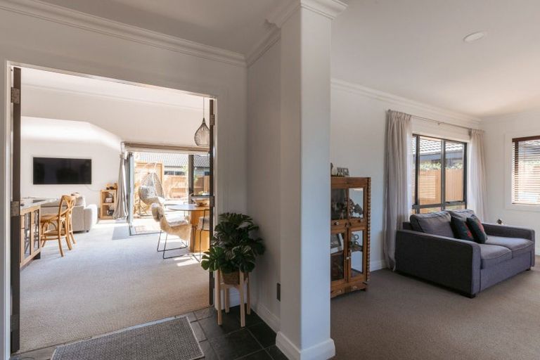 Photo of property in 582 Gloucester Road, Papamoa Beach, Papamoa, 3118