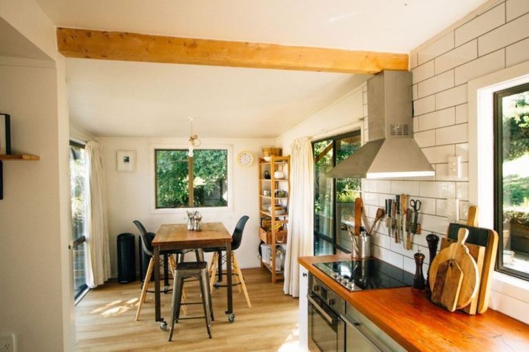 Photo of property in 22 Marine Drive, Diamond Harbour, Lyttelton, 8971