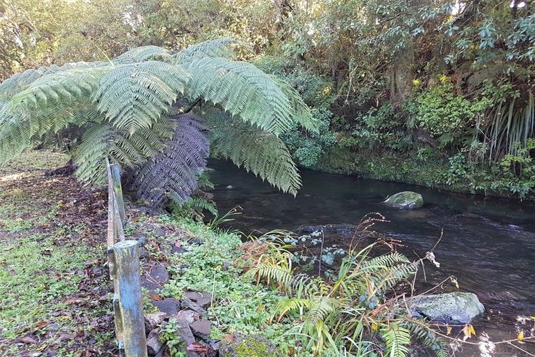 Photo of property in 6 Ford Street, Stratford, 4332