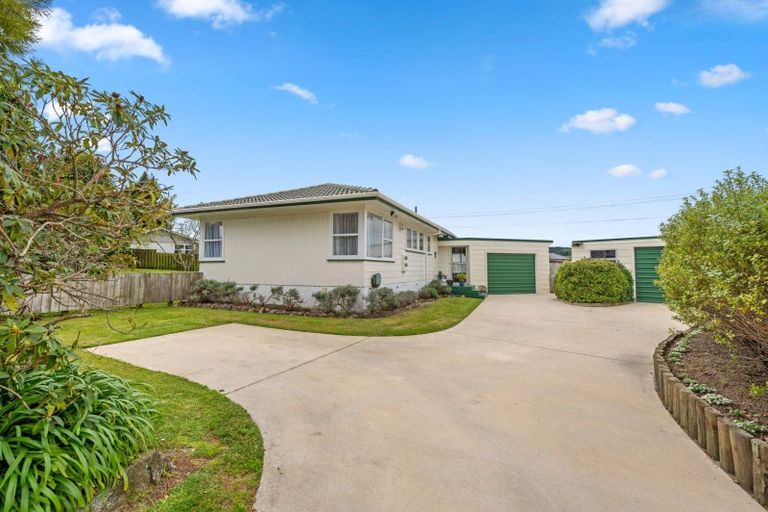 Photo of property in 10 Walnut Place, Owhata, Rotorua, 3010