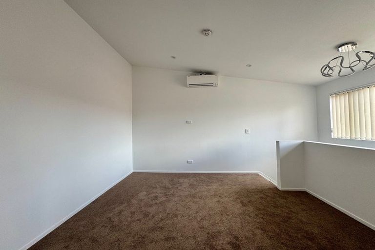 Photo of property in 86 Priestley Drive, Bucklands Beach, Auckland, 2014