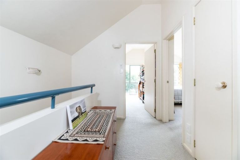 Photo of property in 10/485 Don Buck Road, Massey, Auckland, 0614