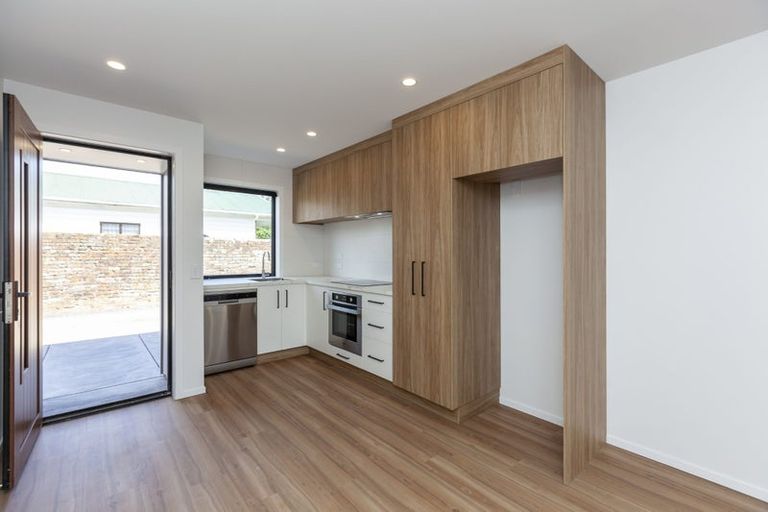 Photo of property in 28a Sussex Street, Levin, 5510