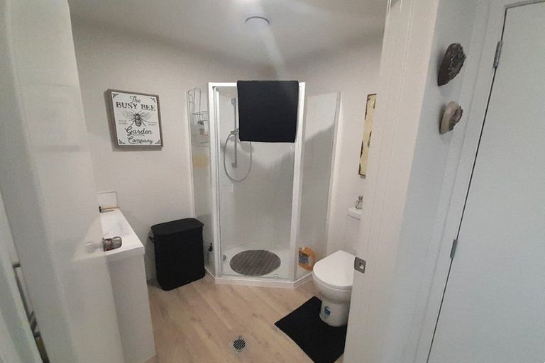 Photo of property in 2/10 Saint Stephens Avenue, Tuakau, 2121