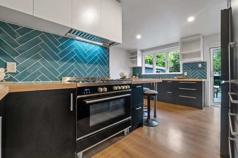 Photo of property in 180 Grahams Road, Burnside, Christchurch, 8053