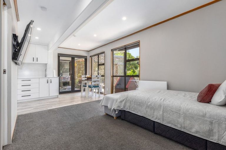 Photo of property in 41 James Cook Drive, Whitby, Porirua, 5024