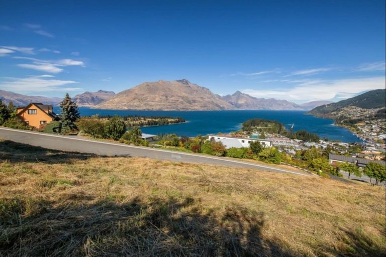 Photo of property in 4 Manchester Place, Queenstown, 9300