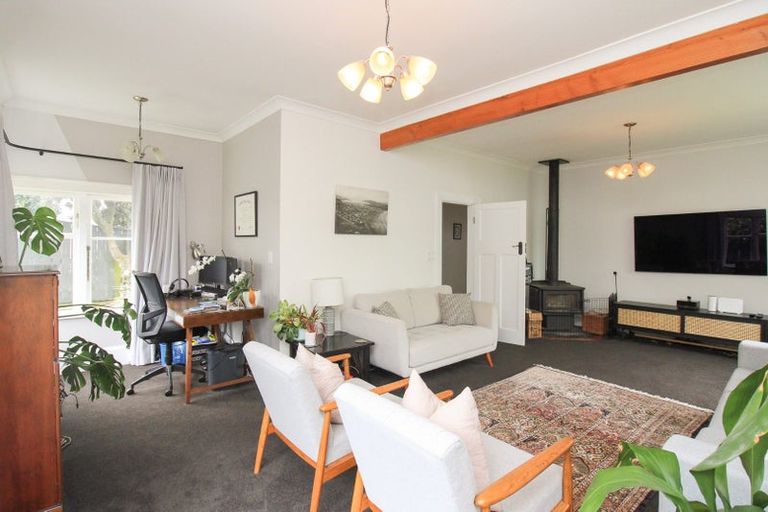 Photo of property in 71 Freyberg Street, Lyall Bay, Wellington, 6022