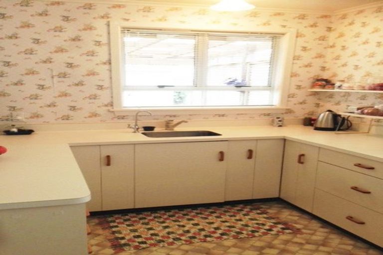 Photo of property in 4 Lydford Place, Spotswood, New Plymouth, 4310