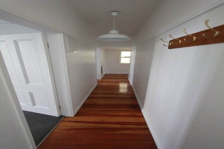 Photo of property in 8 Goring Street, Thorndon, Wellington, 6011