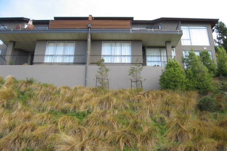 Photo of property in 5a Olivers Place, Queenstown, 9300