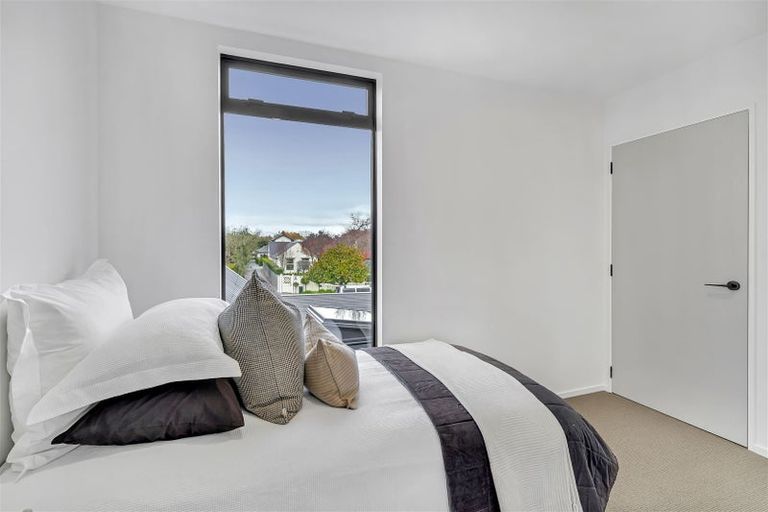 Photo of property in 15 Wai-iti Terrace, Burnside, Christchurch, 8053
