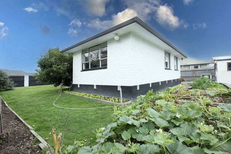 Photo of property in 44 Awatea Road, Hornby, Christchurch, 8042