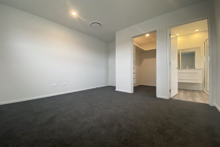 Photo of property in 17 Witte Street, Woodend, 7610