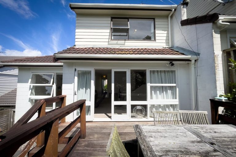 Photo of property in 4/59 Rangatira Road, Beach Haven, Auckland, 0626