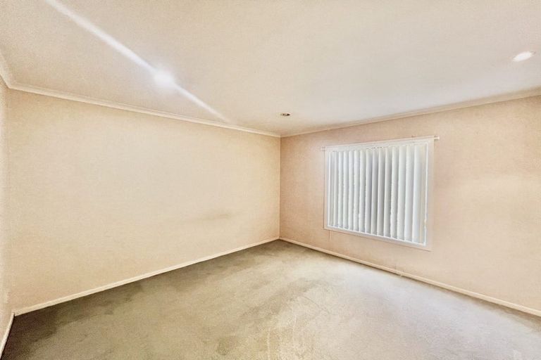 Photo of property in Tuscany Towers, 85/1 Ambrico Place, New Lynn, Auckland, 0600