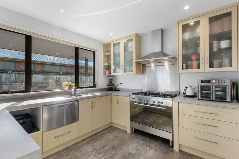 Photo of property in 1 White Hart Lane, Mosgiel, 9024