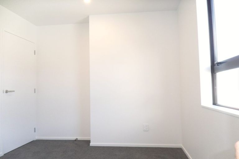 Photo of property in 16 Inglis Street, Seatoun, Wellington, 6022