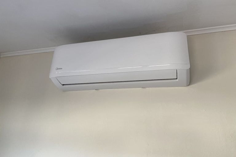 Photo of property in 40 Lingfield Street, Glenfield, Auckland, 0629