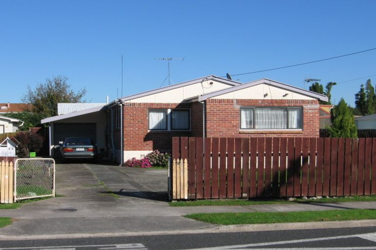Photo of property in 1/62 Cambridge Terrace, Papatoetoe, Auckland, 2025