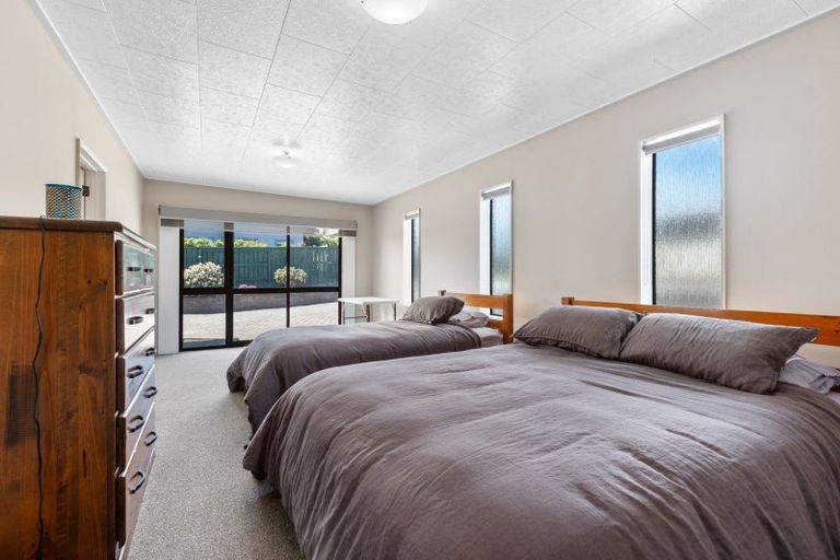 Photo of property in 24 Motukari Place, Onaero, Urenui, 4383