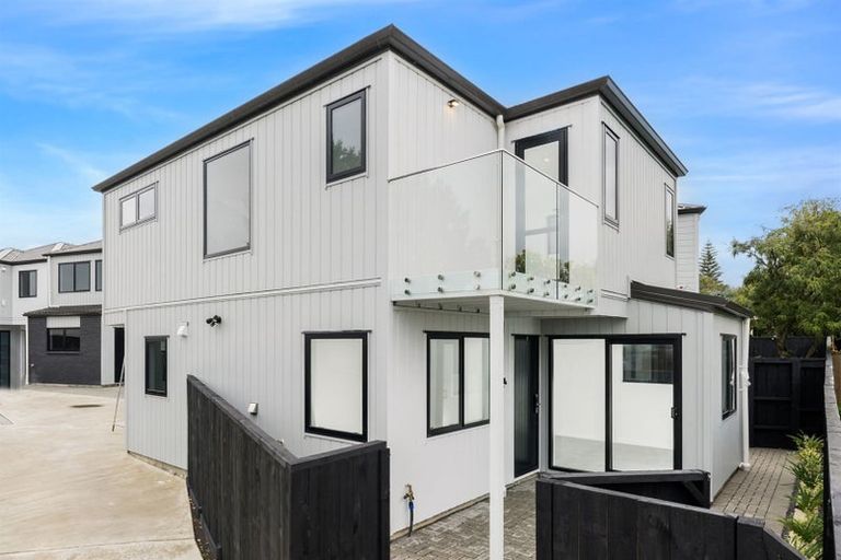 Photo of property in 19a Farwood Drive, Henderson, Auckland, 0612