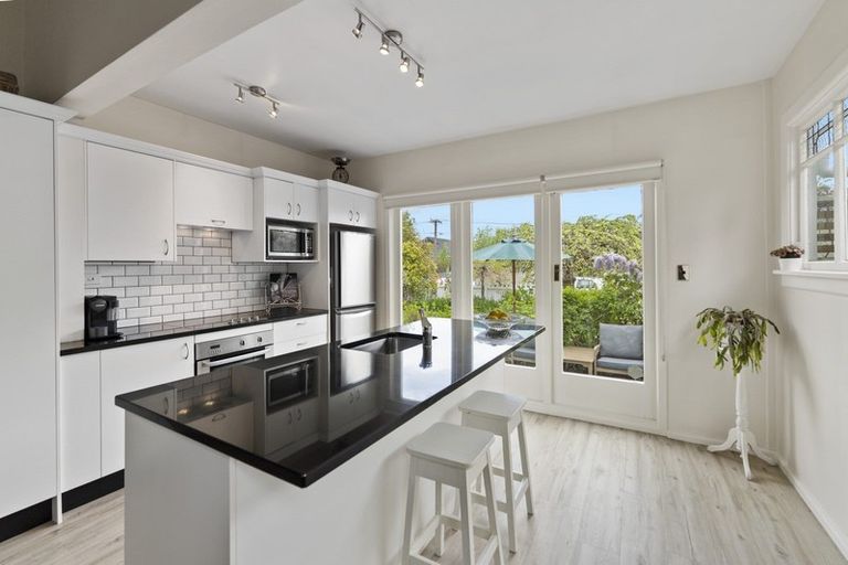 Photo of property in 12 Aylmer Street, Somerfield, Christchurch, 8024