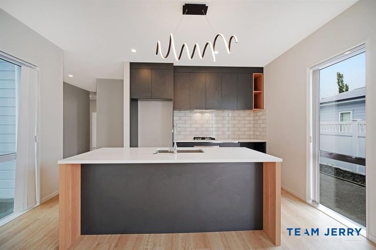 Photo of property in 40 Holcroft Street, Papakura, 2110