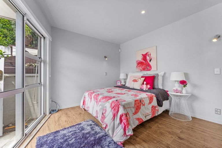 Photo of property in 1/32 Prospect Terrace, Pukekohe, 2120