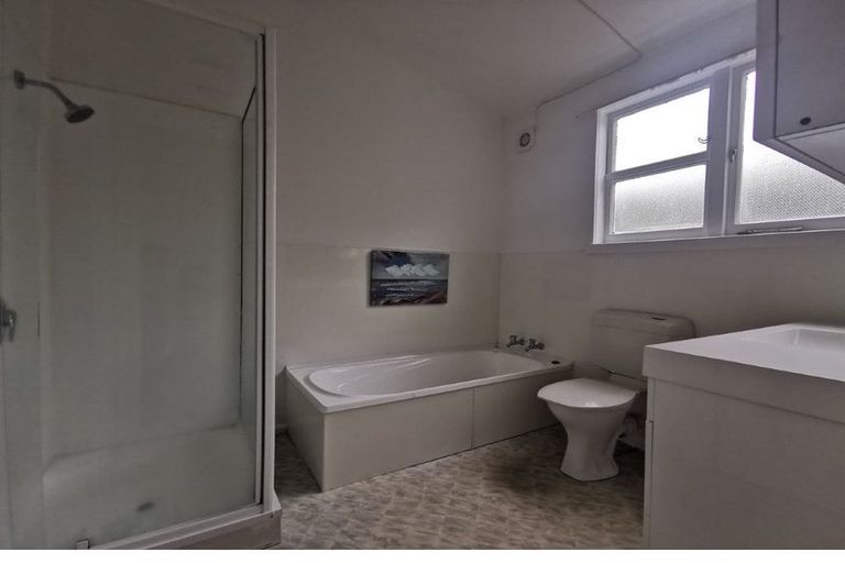 Photo of property in 79 Collier Avenue, Karori, Wellington, 6012