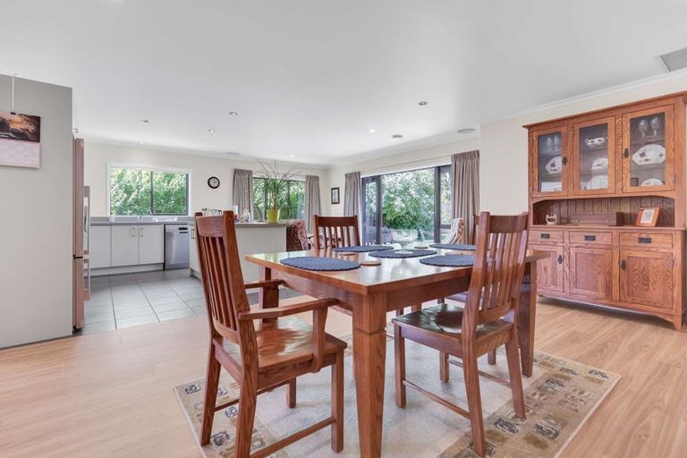 Photo of property in 8a Norfolk Drive, Cambridge, 3434