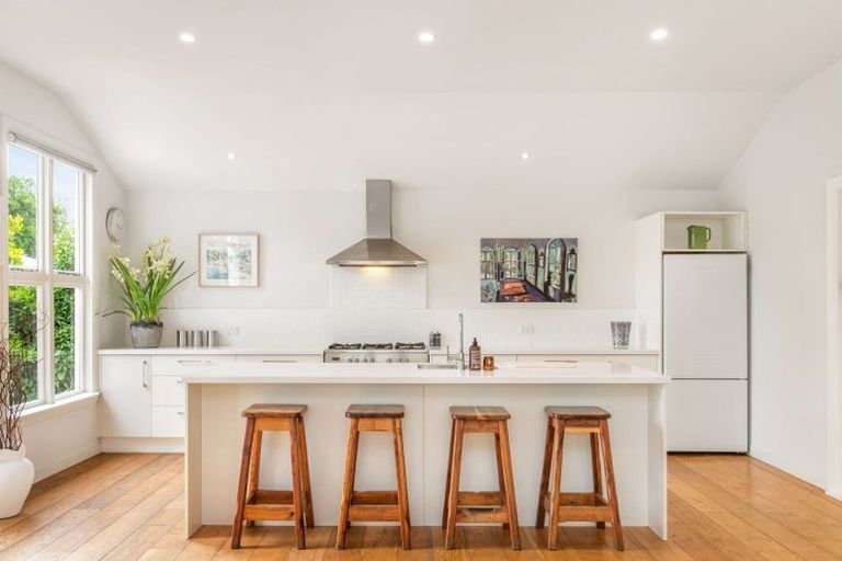 Photo of property in 23 Massey Crescent, St Albans, Christchurch, 8014