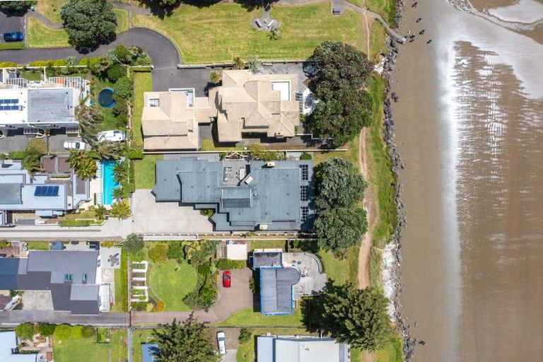 Photo of property in 359 Hibiscus Coast Highway, Orewa, 0931