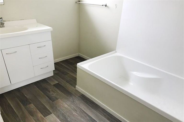 Photo of property in 2/3 Ellen Street, Manurewa East, Auckland, 2102