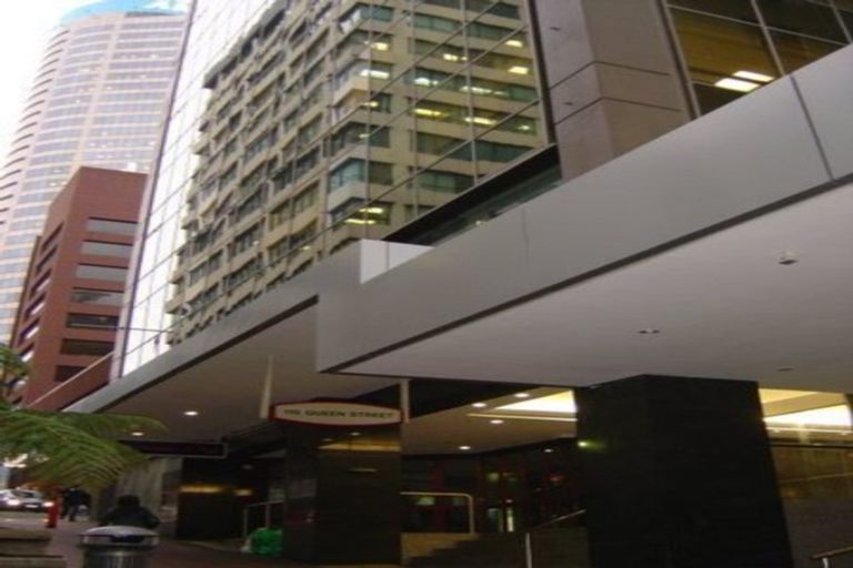 Photo of property in 115 Queen Street, Westport, 7825