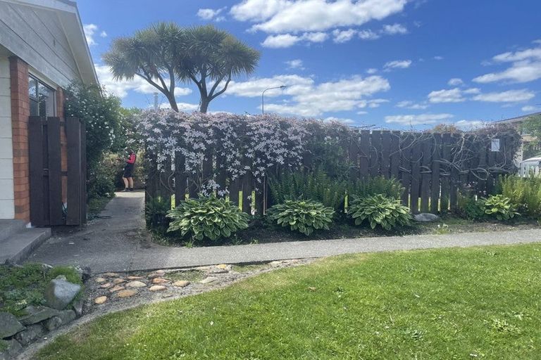 Photo of property in 2 Skye Street, Heidelberg, Invercargill, 9812