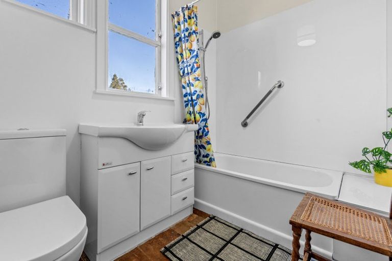 Photo of property in 36 Pensher Street, Waitahuna, Lawrence, 9593