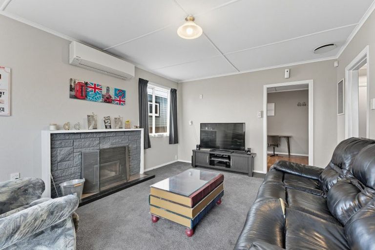 Photo of property in 34 Ronberg Street, Highbury, Palmerston North, 4412