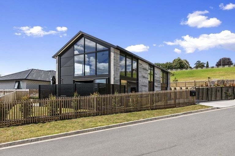 Photo of property in 19 Kamokore Glade, Pyes Pa, Tauranga, 3112