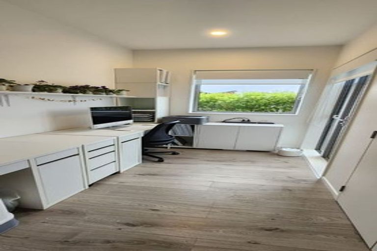 Photo of property in 1 Heri Lane, Westgate, Auckland, 0814